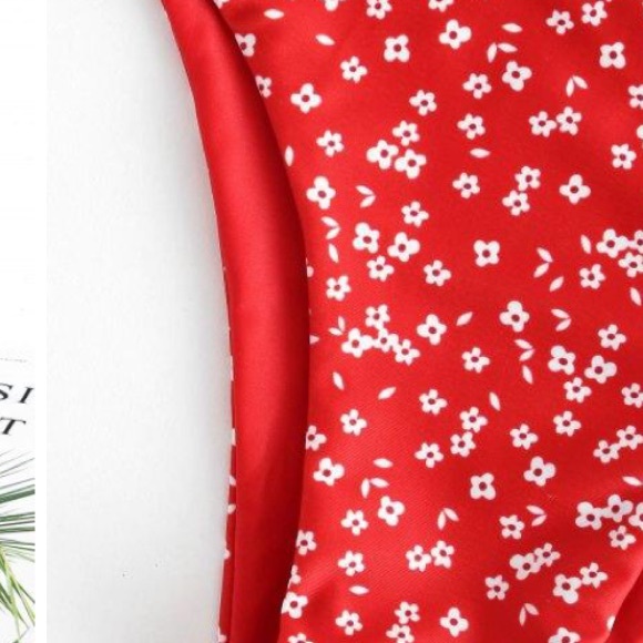 Bikini Set! - Picture 3 of 4